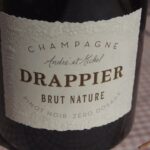 Brut Nature vs Extra Brut – neutrali žinių architektūra